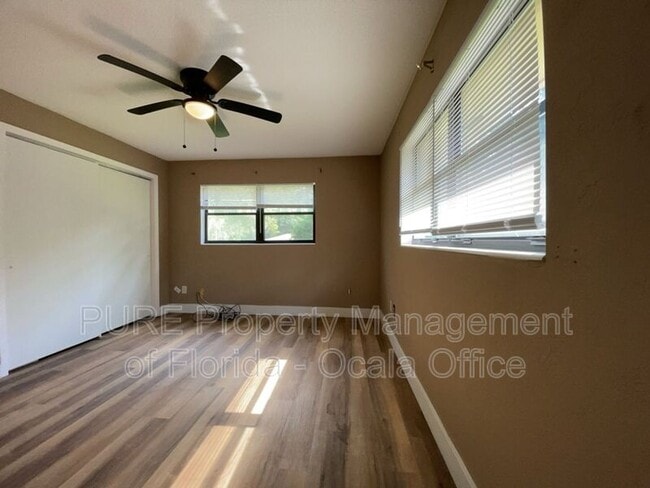 Building Photo - 4211 SW 6th Ave