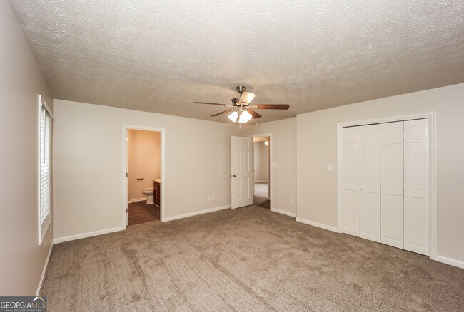 Building Photo - 1056 Whistle Dr