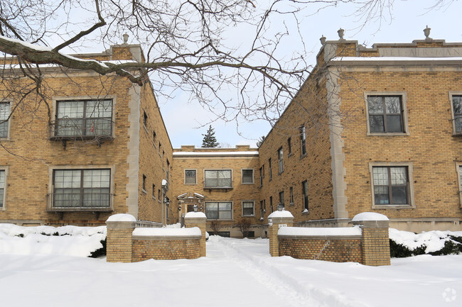 Building Photo - Bel Air Manor
