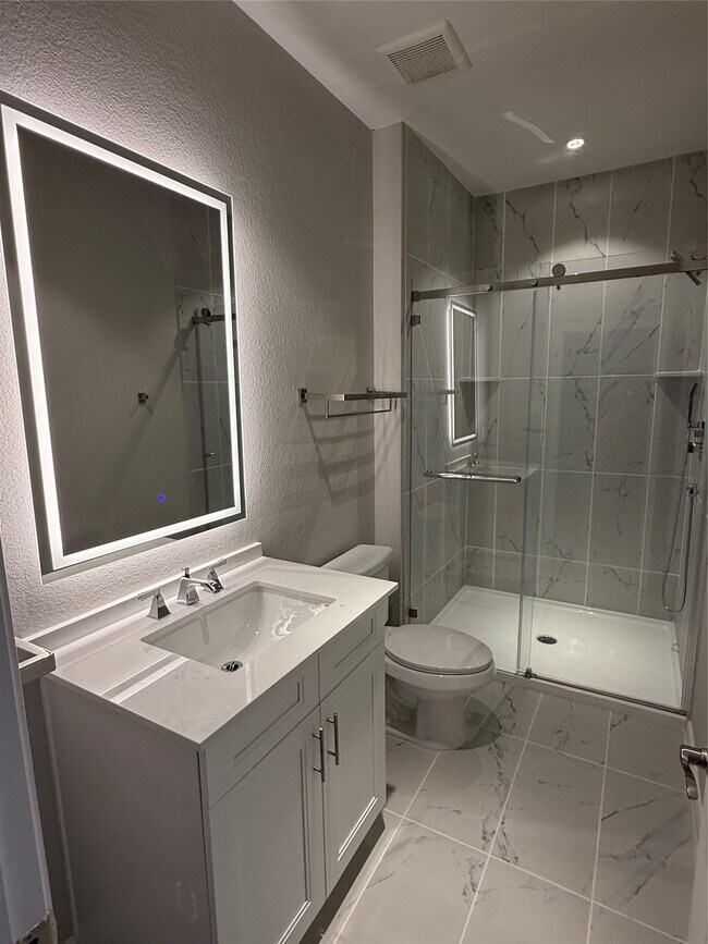 Building Photo - 15705 Sterling Knight Dr