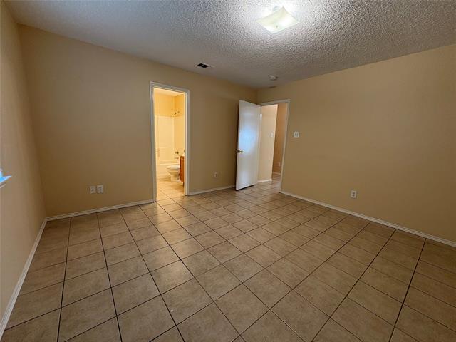 Building Photo - 2737 Gant Dr