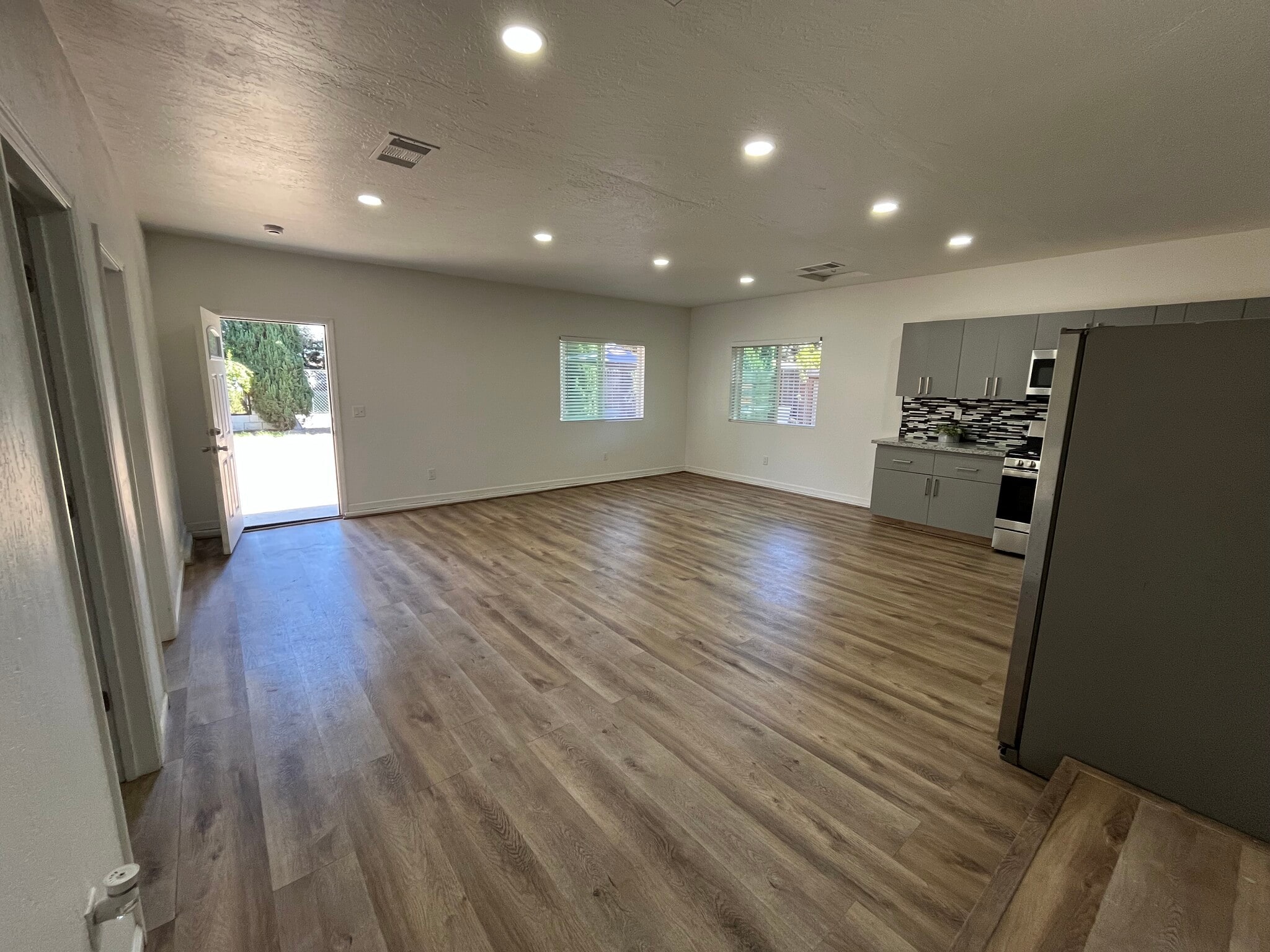Building Photo - 4625 Quashnick Rd
