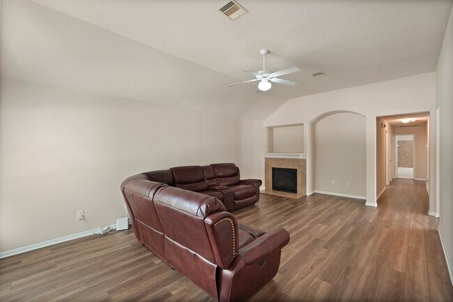 Building Photo - 29417 Forest Floor Ln