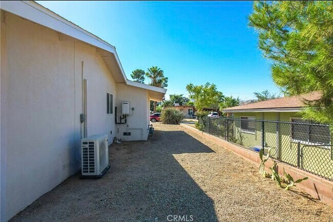 Building Photo - 7625 Borrego Trl