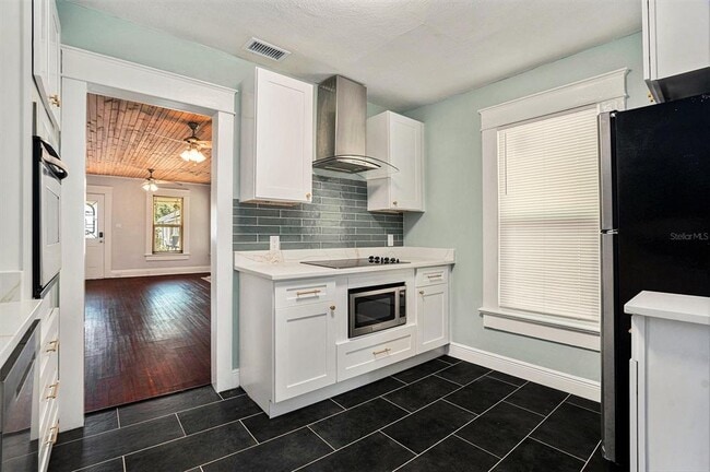 Building Photo - 1014 E Emma St