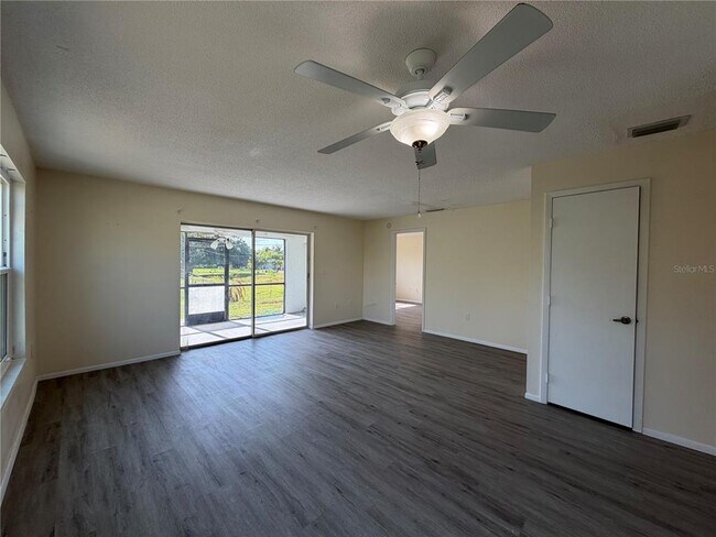 Building Photo - 2619 Magdalina Dr