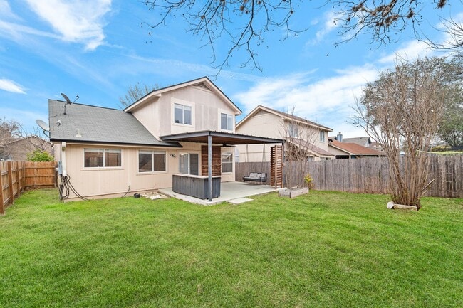 Building Photo - 6931 Quail Branch