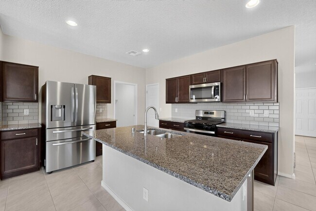 Building Photo - 4847 Mount Salas St NE
