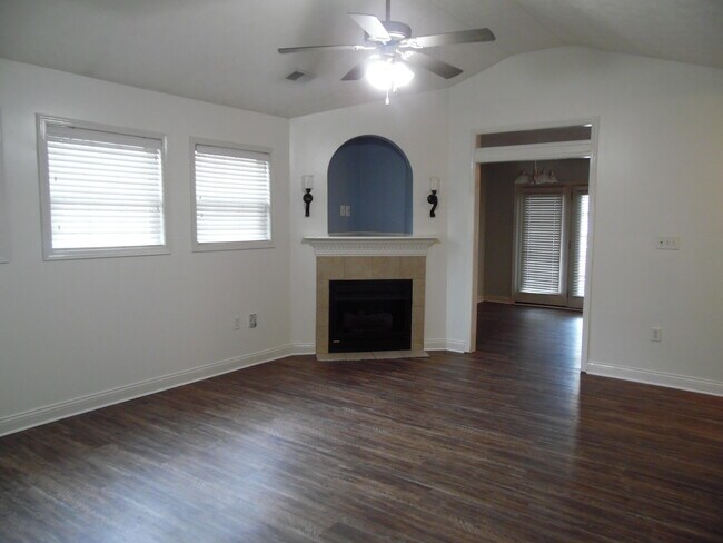 Building Photo - 1064 Brick House Ln