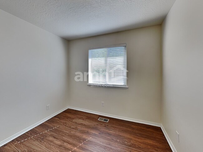 Building Photo - 1029 W Honker Dr