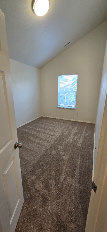 Building Photo - 18582 SW Takena Ct