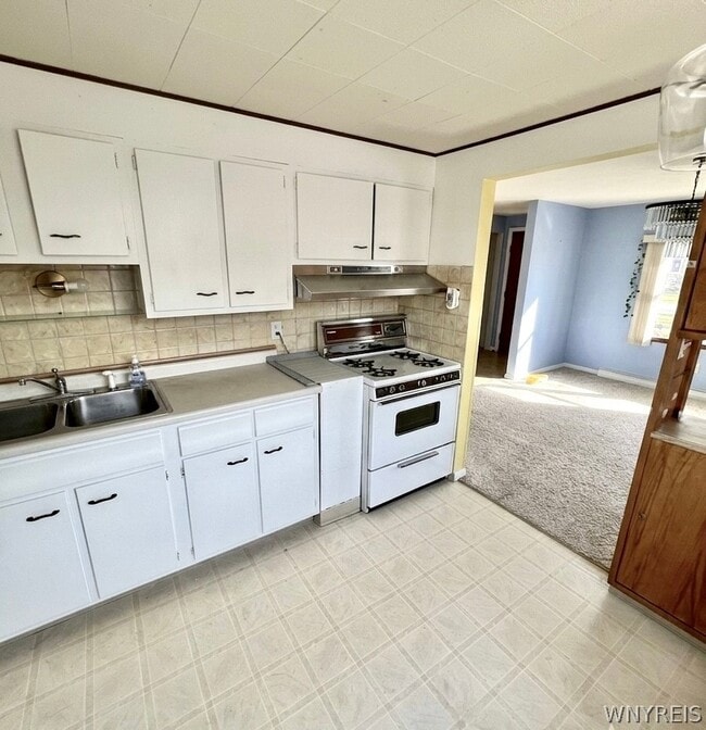 Building Photo - 53 Winkler Dr