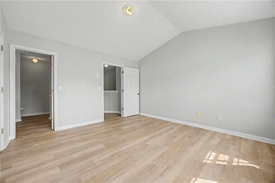 Building Photo - 1212 Penhurst Way