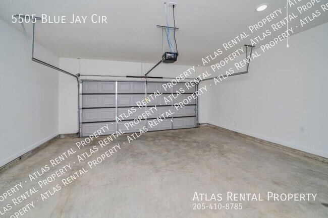 Building Photo - 5505 Blue Jay Cir