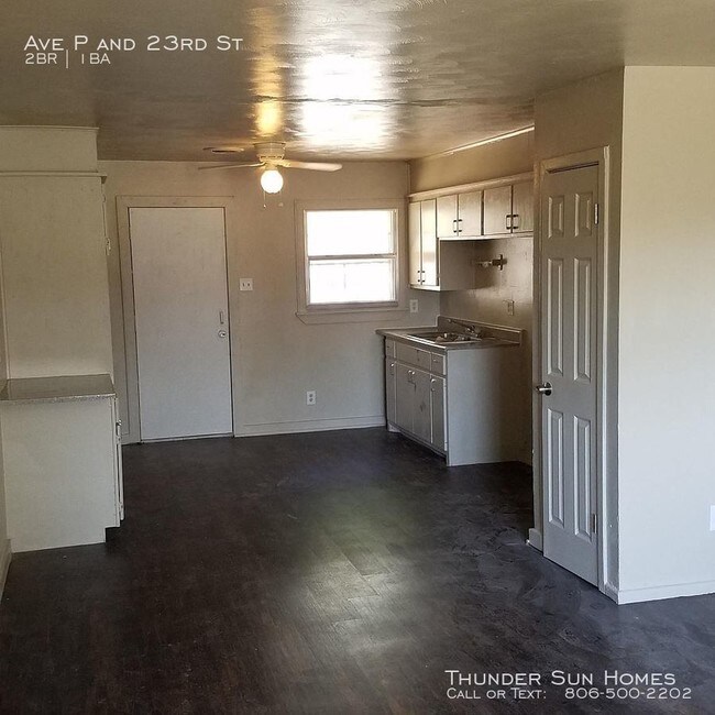Building Photo - 1610 23rd St - 2 beds, 1 full bath