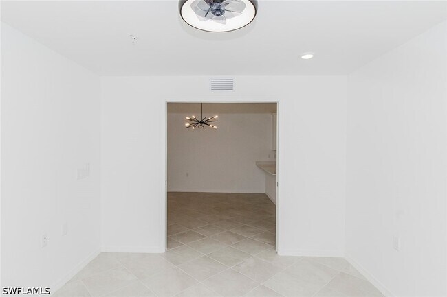 Building Photo - 5410 Double Eagle Cir