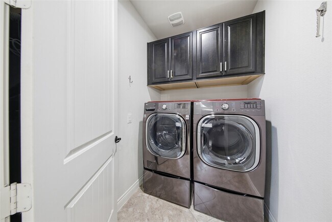 Building Photo - 24218 Calico Trace Ln