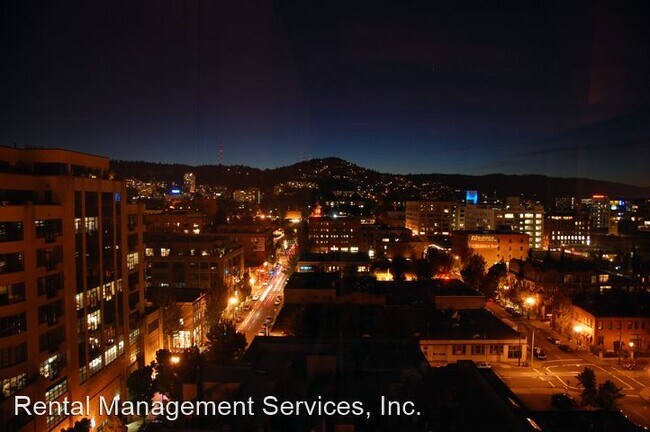 Building Photo - 2 br, 2 bath House - 937 NW Glisan #1230