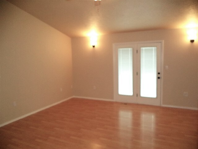 Building Photo - 4497 S Chariot Way