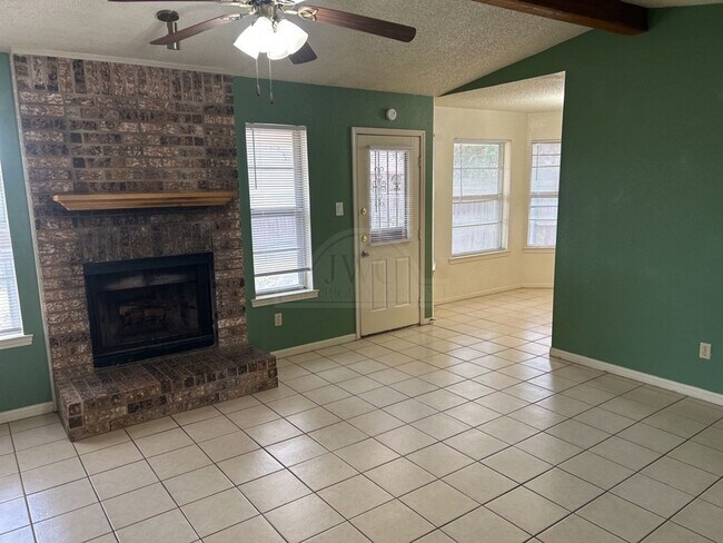 Building Photo - 2608 Jade Rd, Killeen