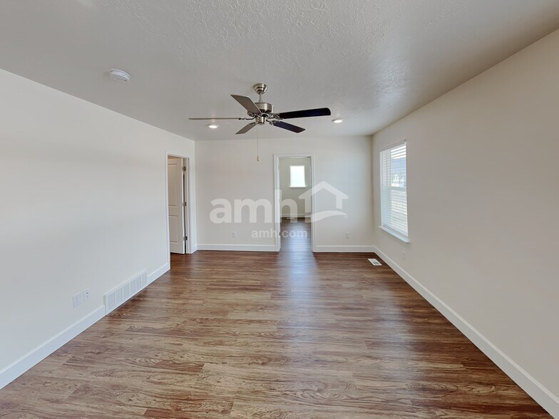 Building Photo - 413 North St