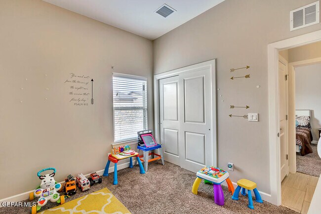 Building Photo - 14677 Rockbridge