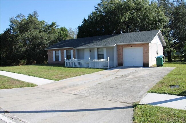 Building Photo - 745 Whitewood Dr