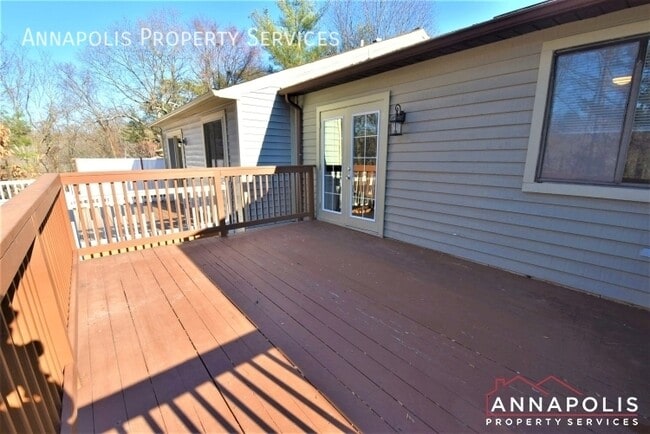 Building Photo - 508 Greenblades Ct