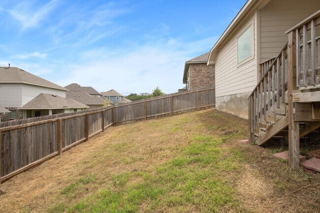 Building Photo - 2630 River Pointe