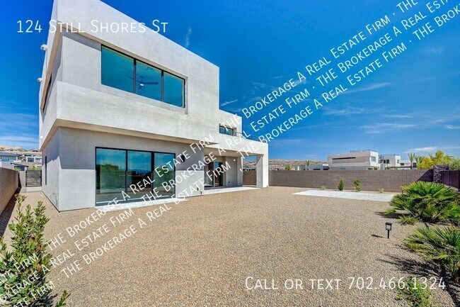 Building Photo - 124 Still Shrs St