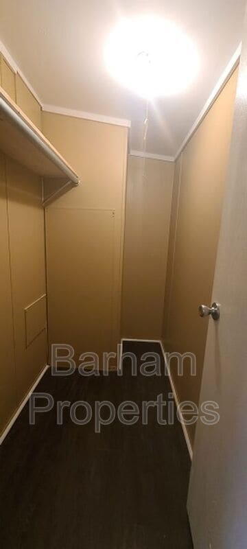 Building Photo - 140 Fox Tail Trl