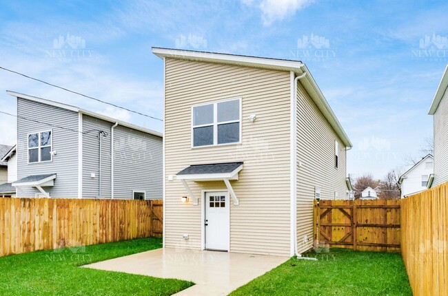 Building Photo - BRAND NEW! 2 Bedroom 2 1/2 Bathroom Newly ...