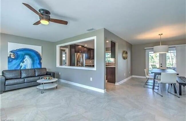 Building Photo - Country Living Pool Home! 3 bed 2 bath, pr...