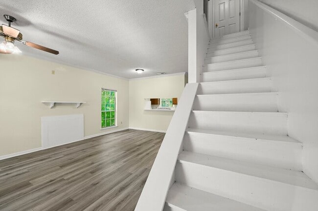 Building Photo - 5379 Rosedown Ct