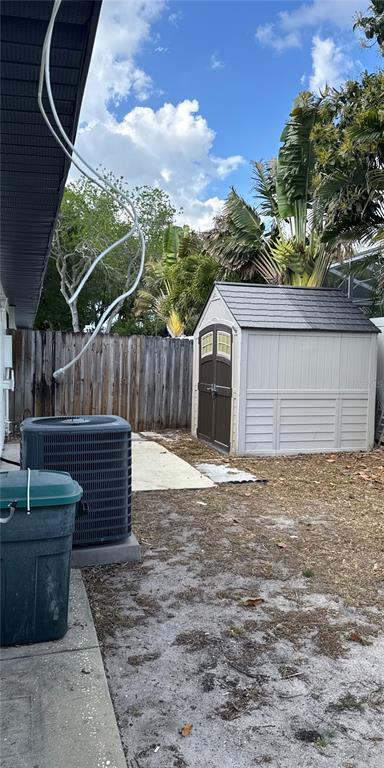 Building Photo - 12329 Park Blvd