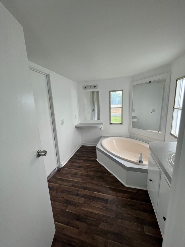 Building Photo - 2 BR, 2 BA single-wide in Pikeville *LAWN CARE INCLUDED*