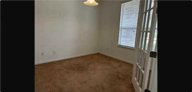 Building Photo - 36 Privado Ct