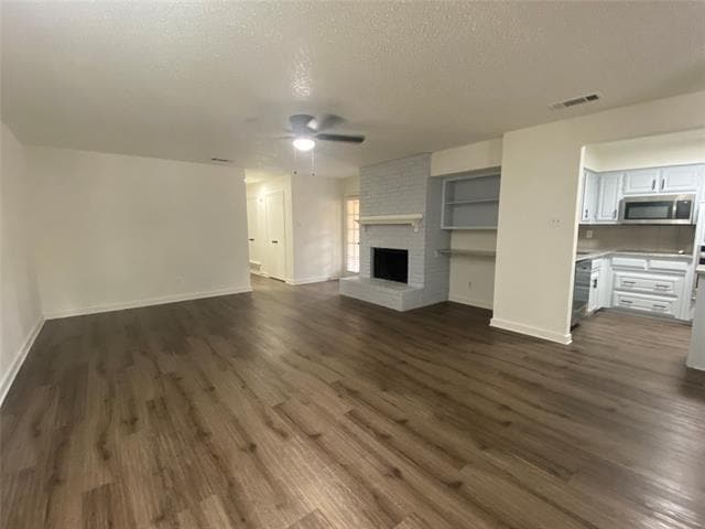 Building Photo - 1914 Spindletop Dr