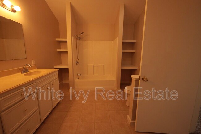 Building Photo - 3289 Co Rd 158