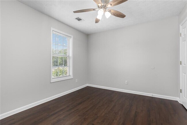 Building Photo - 1616 Amhearst Oaks Ct