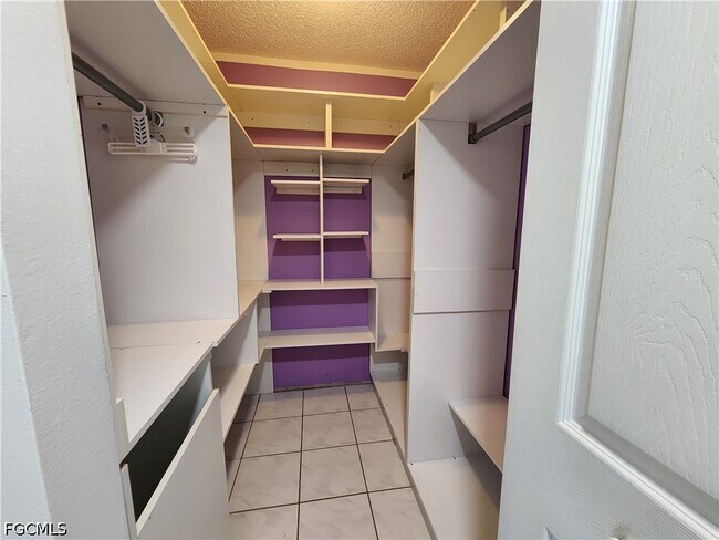 Building Photo - 12963 Cherrydale Ct