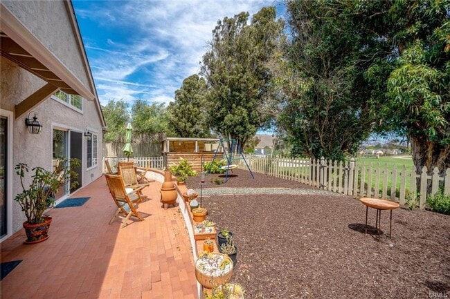 Building Photo - 1279 Descanso St