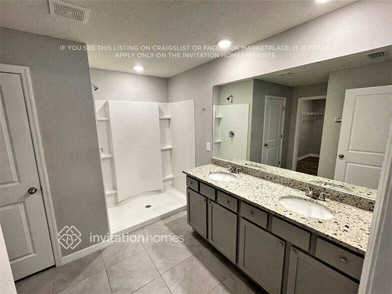 Building Photo - 4116 Silver Strand Trl