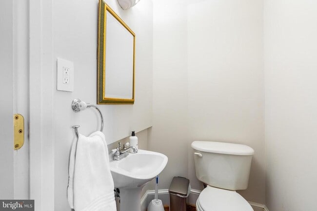 Building Photo - 2243 40th St NW