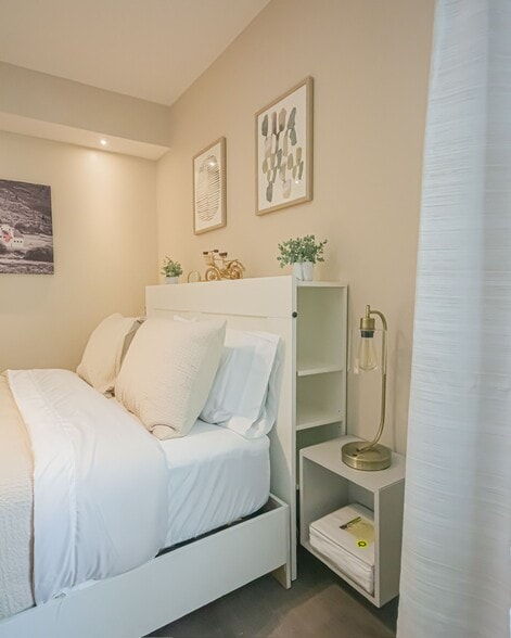 Building Photo - 1504 Lincoln Way