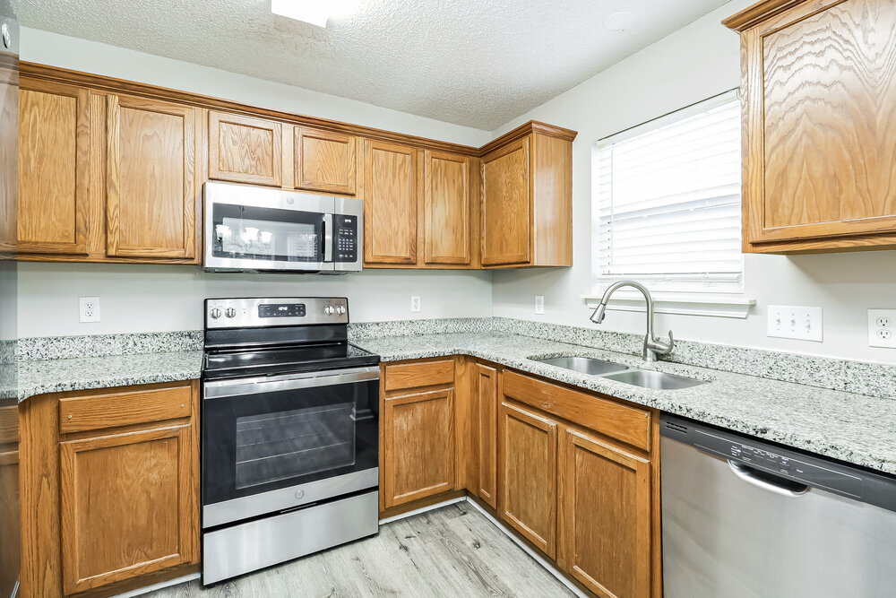 Building Photo - 11518 Larix Dr