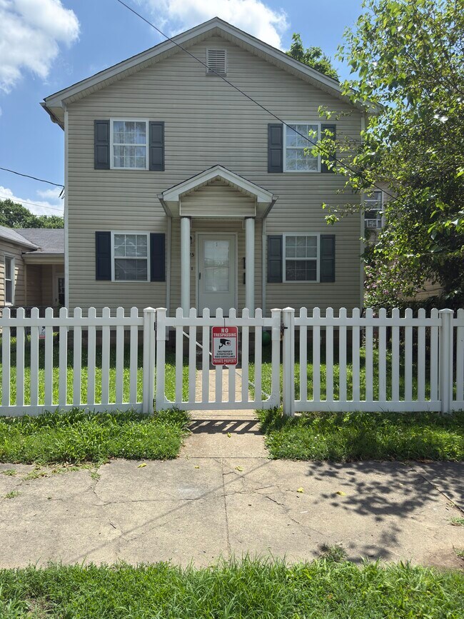 Primary Photo - Churchill Downs Residence