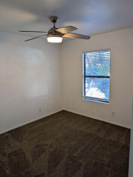 Building Photo - 9388 Twin Trails Dr