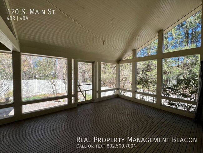 Building Photo - 120 S Main St