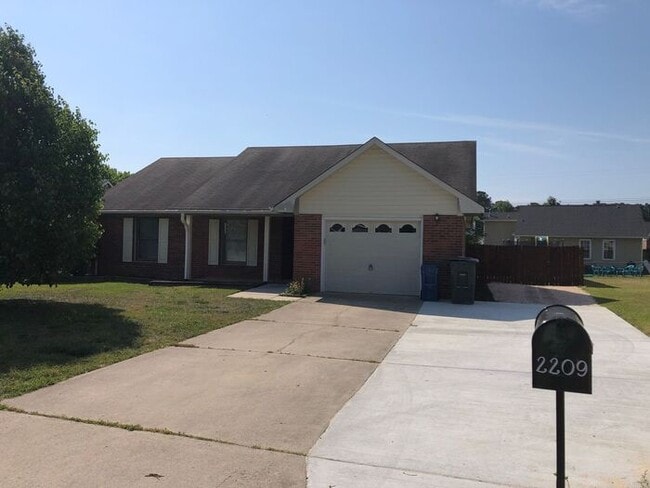 Primary Photo - 2209 Mossycup Ln